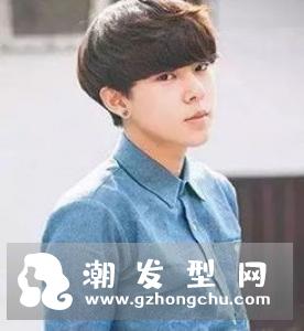 男生斜庞克发型 独特吸睛超级帅