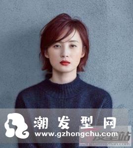 齐下巴短发怎么弄好看 修颜塑型倍显温柔感