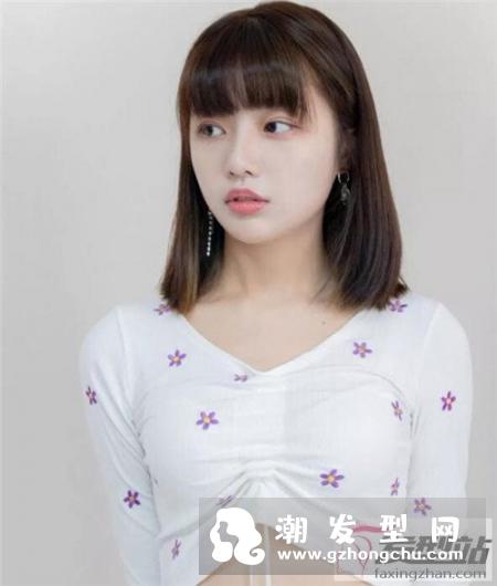 女学生适合什么发型 文艺学院风短发成爆款