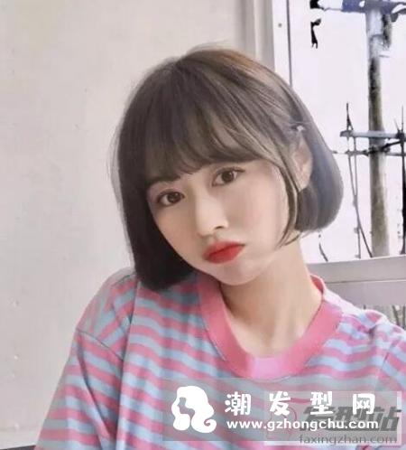 女生哪款短发发型好看 时尚又减龄短发女孩最惹眼