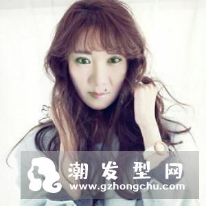 男生狗啃刘海发型 吸睛减龄个性十足