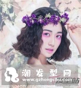 短发烫什么卷好看 小卷烫发俏皮显发量