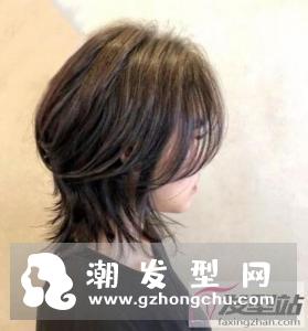 燕尾头是什么发型 发尾外翘别致有个性