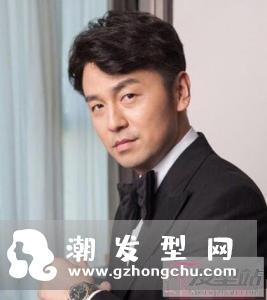 中年男士短发脸型偏长,穿上衬衫打造出时尚潮男,你选对了吗?