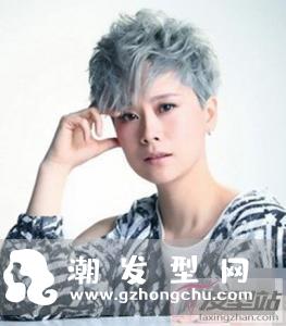 女生朋克风短发发型 酷炫有个性回头率高
