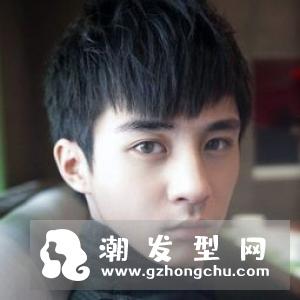 卡尺头是指将头发修剪出长短一致的效果