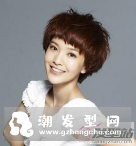 时尚女生蘑菇头发型 瘦脸百搭年轻好几岁
