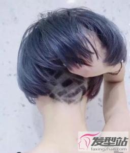 女生剃后脖短发发型 层次感鲜明清爽干练