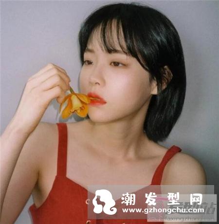 今年最火的逆龄“初恋短发” 打造日系清新“初恋颜”