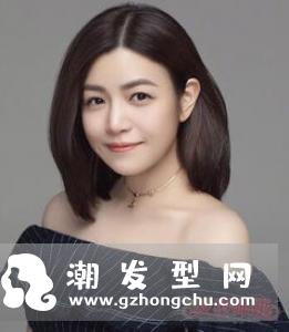 女生短发复古造型 散发优雅女人韵味