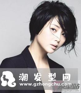 女生短发湿发造型 散发妩媚性感韵味
