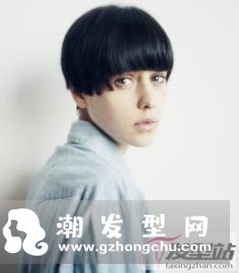 好看的女生黑色短发 不染发照样时尚撩人