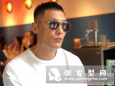 短发发型男阳光寸头 集潮流和清爽于一身非常阳刚