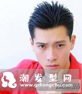 小飞机头男生短发发型 吸睛帅气打造时尚潮男