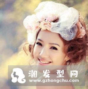 倒三角形脸型新娘适合什么发型 公主头偏分就不错的