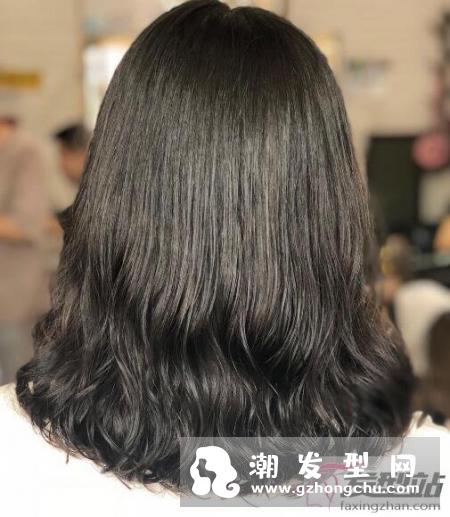 头皮屑过多如何去屑 找到根源才能对症下药