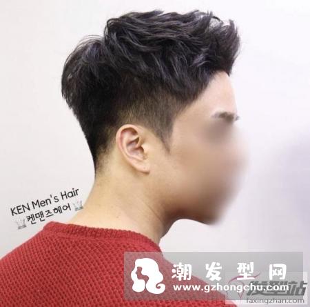 2019潮流男生发型 男生微卷短发成大热
