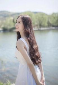 烫发后怎么打理卷发 怎么吹