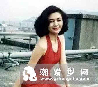 30岁留什么发型显年轻洋气好看 知性还是知性好看