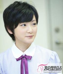 初中女学生短发发型 清新活泼晋升班花校花