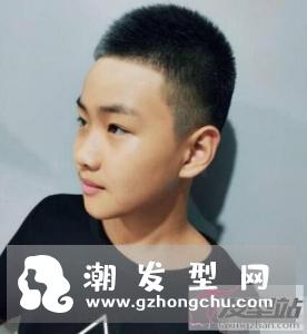 适合男学生的短发 清爽简约成校园男神