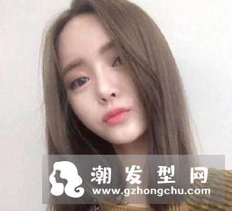 2019流行短发发型女 齐嘴短发美得刚刚好