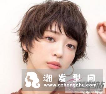 日系女生短发发型 干练清爽很显气质