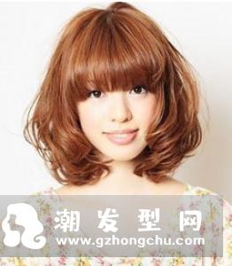 2019女生流行发型短发 人气发型师推荐多变短发造型