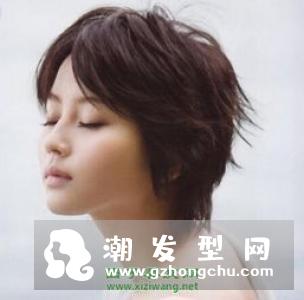 初中女学生短发发型 清新活泼晋升班花校花