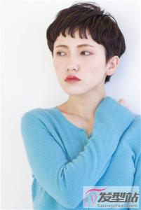 女生帅气露耳短发发型 日系露耳短发超显气质