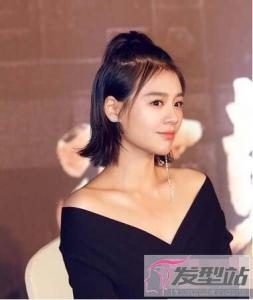 女生短发怎么卷好看 人鱼卷短发修颜塑型