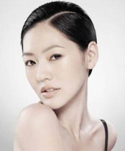 经常游泳的人如何保养头发 游泳爱好者的头发护理常识