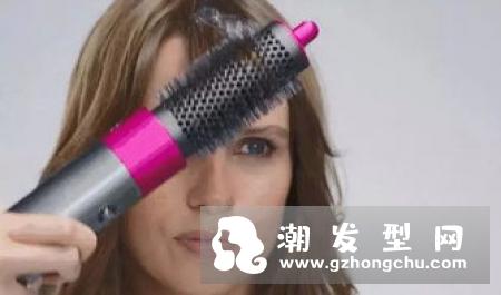 戴森卷发棒怎么样值的买吗 戴森卷发棒卷度能维持多久