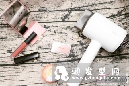 好想买一台Dyson吹风机,但是价格难免让人望而却步