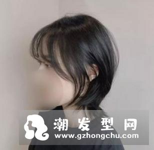 燕尾头短发非常轻盈的一款短发