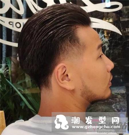 男生发型两面铲光 提升颜值毫无压力
