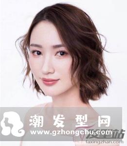 女生短发微卷发型 拒绝单调让短发动起来