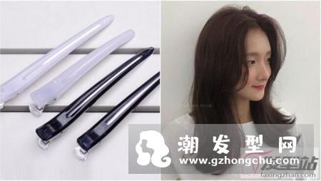 细软发贴在头皮上,不但整个人看起来很没精神,又好像没洗头一样,明明昨天就有洗