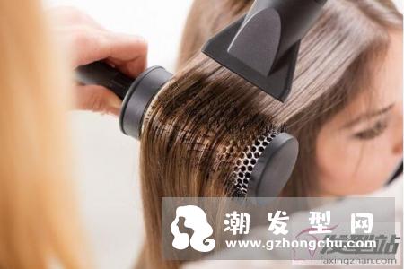 女生吹头发技巧 令杂草变秀发！7个秘诀教你不再吹错头