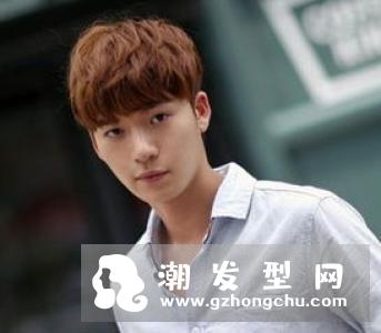脸大男生适合锅盖头吗 轻松打造立体帅气小脸