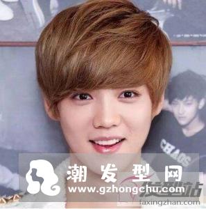男生蘑菇头怎么剪 呆萌减龄活力满满
