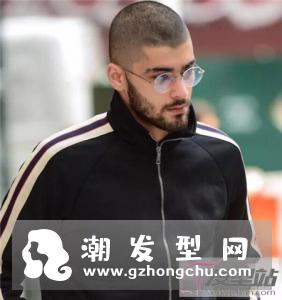 最新男生流行发型 凯撒式短发成爆款
