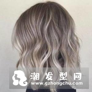 2019流行短发发型女 齐嘴短发美得刚刚好