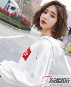 剪什么短发瘦脸 洋气短发打造巴掌脸