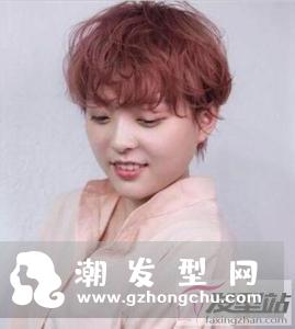 女生短发染什么颜色 洋气独特发色变明媚少女