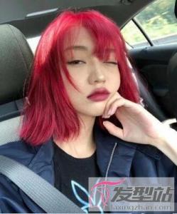网红发型女短发 演绎时尚诠释个性