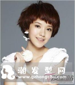 显脸瘦的短发发型 完美打造精致小脸