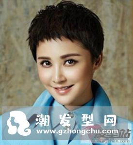 复古发型短发女款 低调质感韵味十足