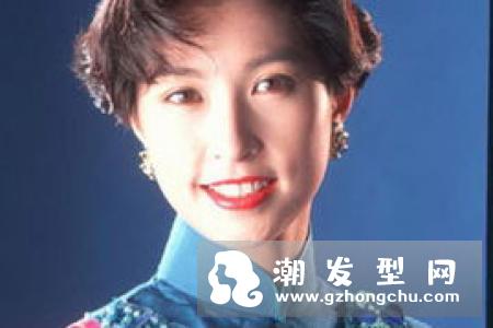 头发天生自然卷怎么办 保养得当不会跟随你一辈子