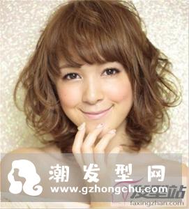 纹理烫女生短发发型 灵动减龄晋升潮流达人